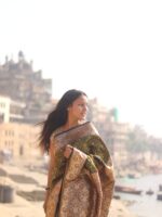 Green Floral Jamawar Banarasi Saree | Handwoven Elegance – The Mogra